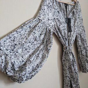 THOMAS WYLDE 100% Silk Black and White Floral Knee-length Dress Size Small